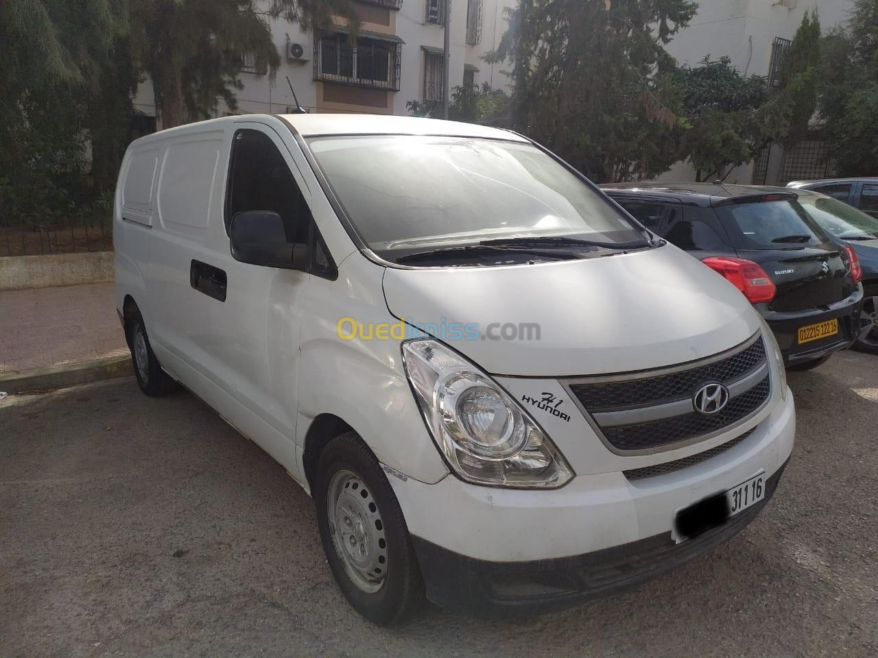 Hyundai H1 2011 Tolé