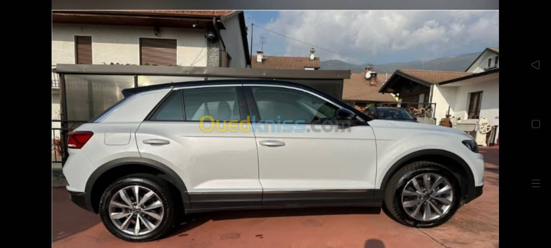 Volkswagen T-ROC 2021 La toute 1.0 Essence