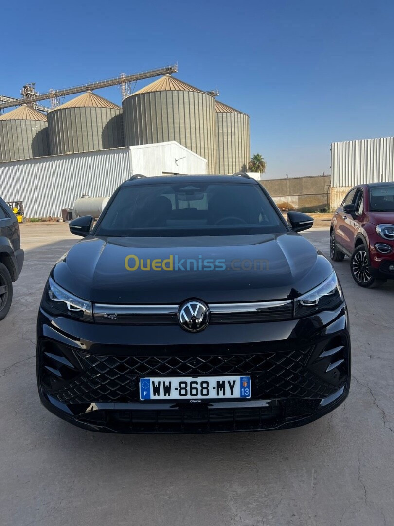 Volkswagen Tiguan 2024 R 2024