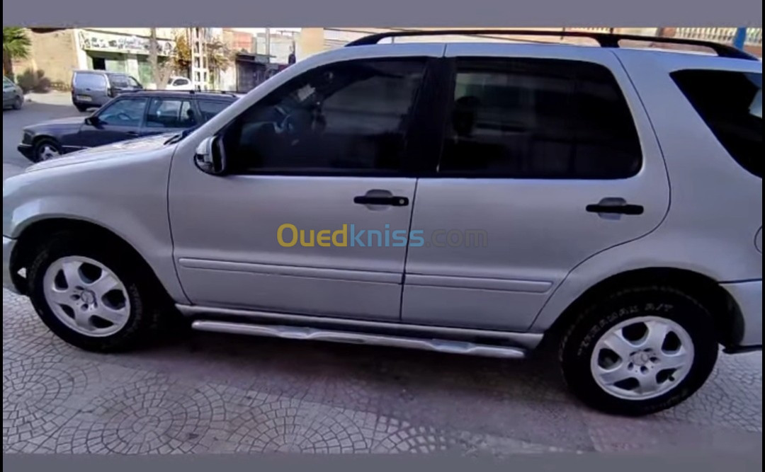 Mercedes ML 2002 ML Sétif Salah bey - Ouedkniss.com - Algérie