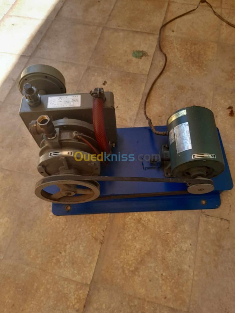 pompe a vide "Vacuum compressor 200 liters minute 250 watts 220 volts Japanese brand"