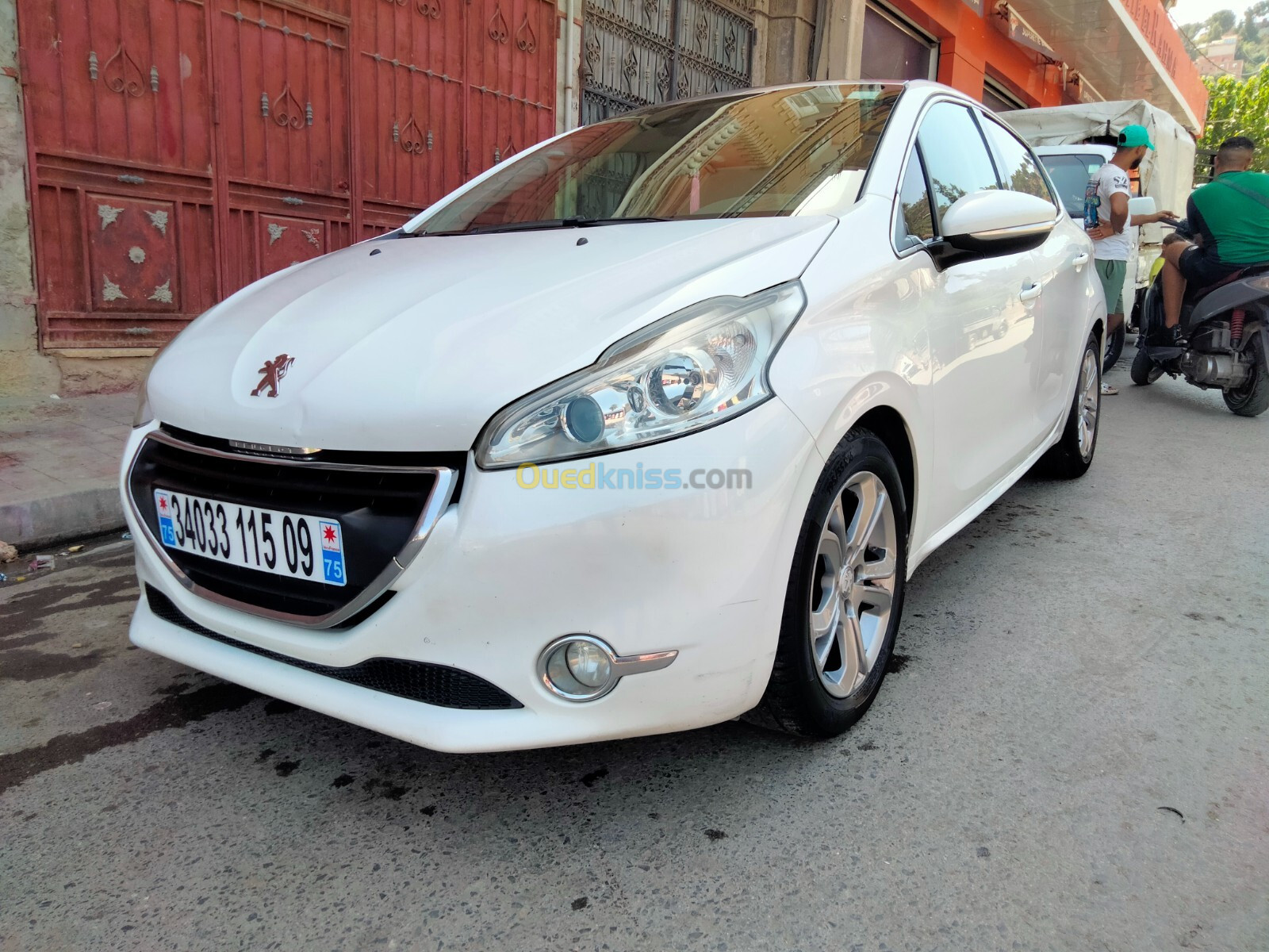 Peugeot 208 2015 208