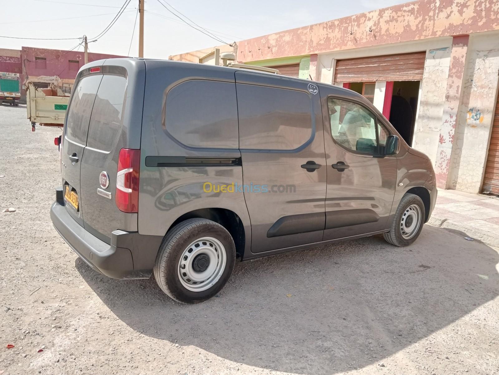 Fiat FIAT DOBLO 2023 