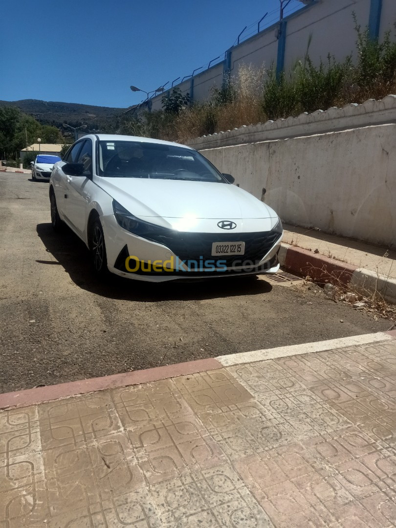 Hyundai Elantra 2022 GLS