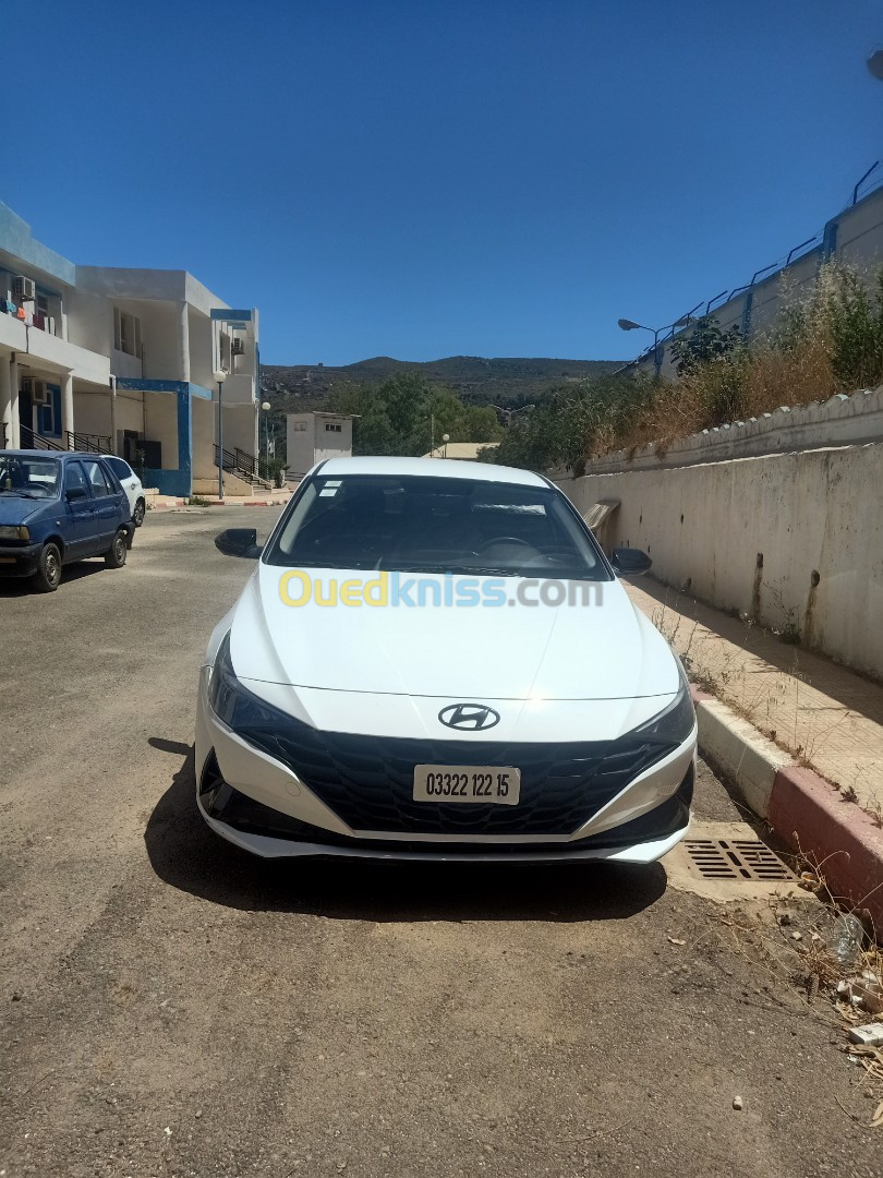 Hyundai Elantra 2022 GLS