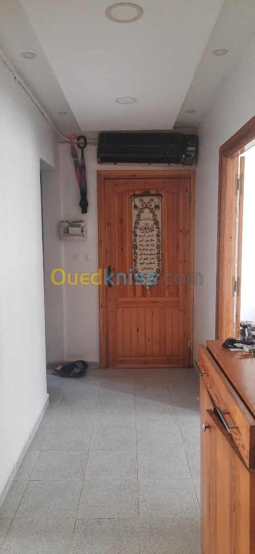 Vente Appartement F4 Alger Bordj el bahri