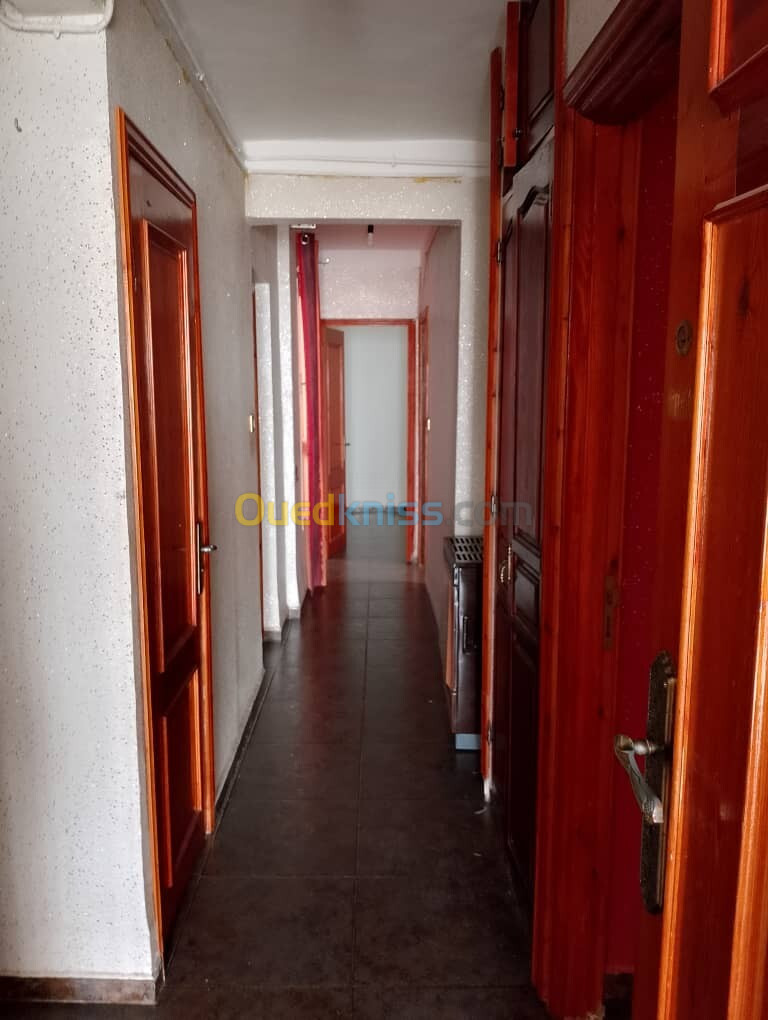 Location Appartement F3 Alger Kouba