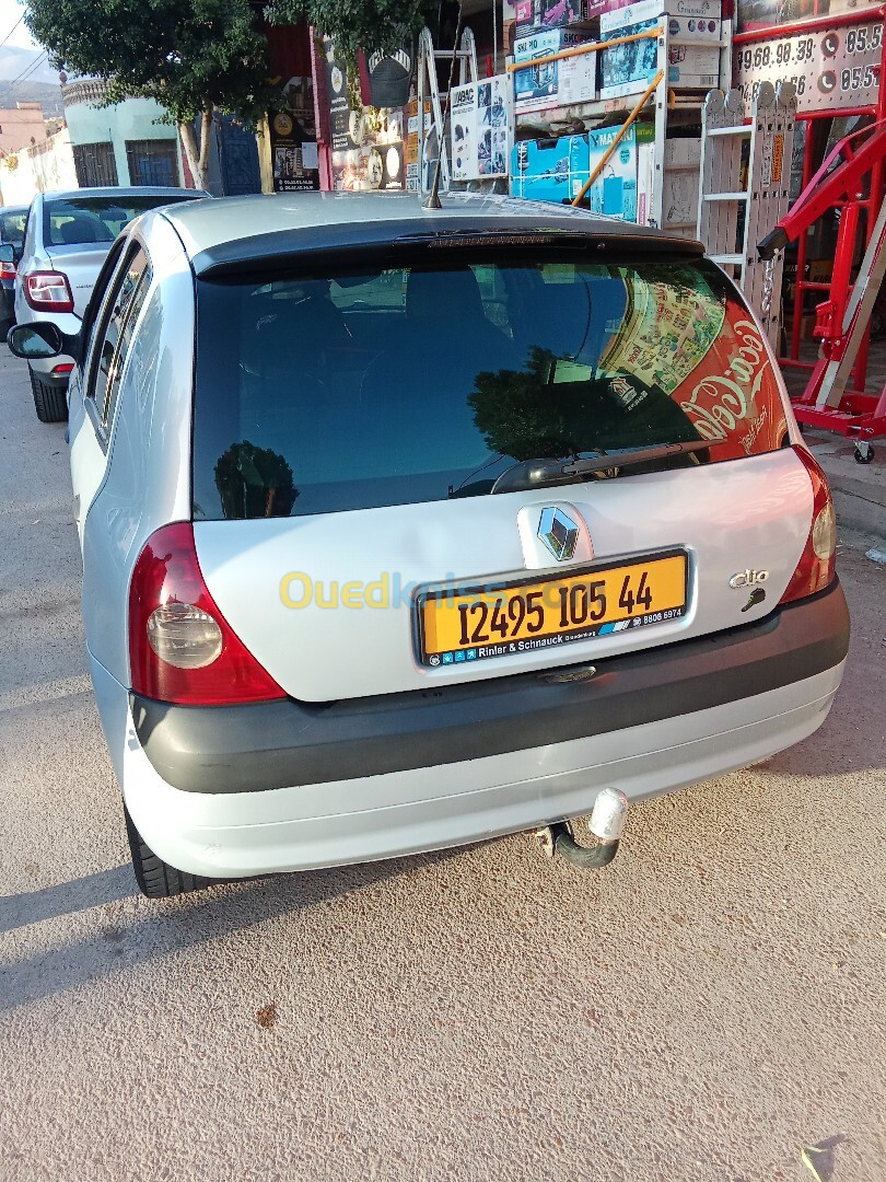 Renault renault-clio 2005 Clio compus