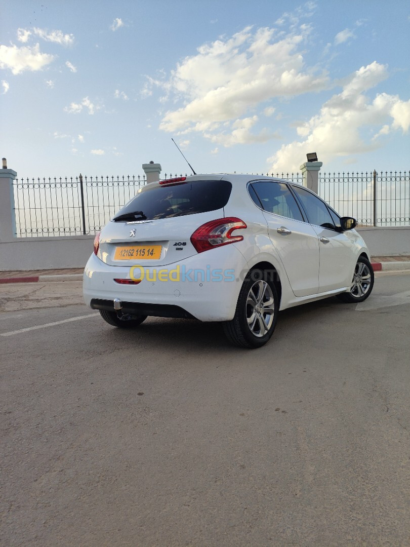 Peugeot 208 2015 Allure