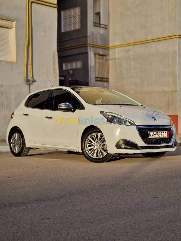 Peugeot 208 2017 Allure Facelift