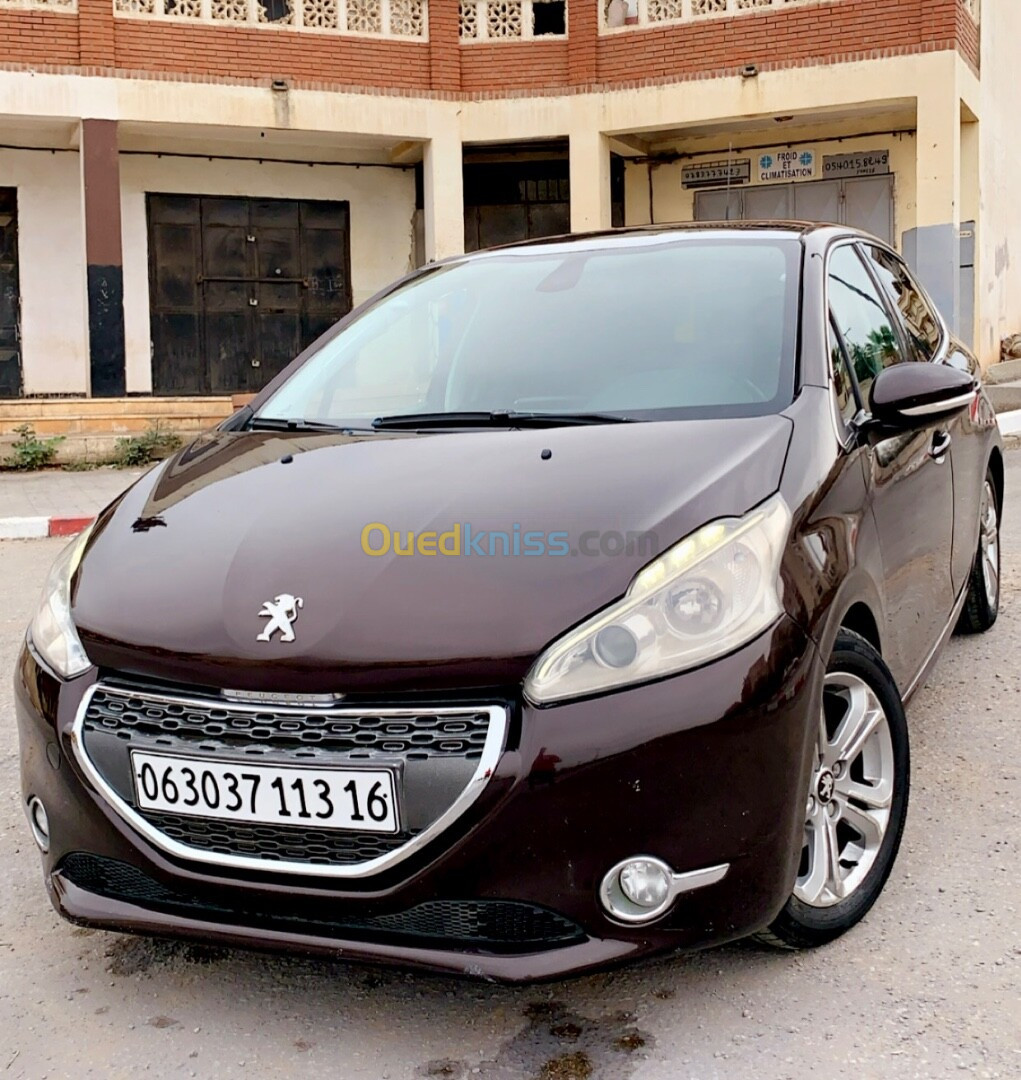 Peugeot 208 2013 Allure