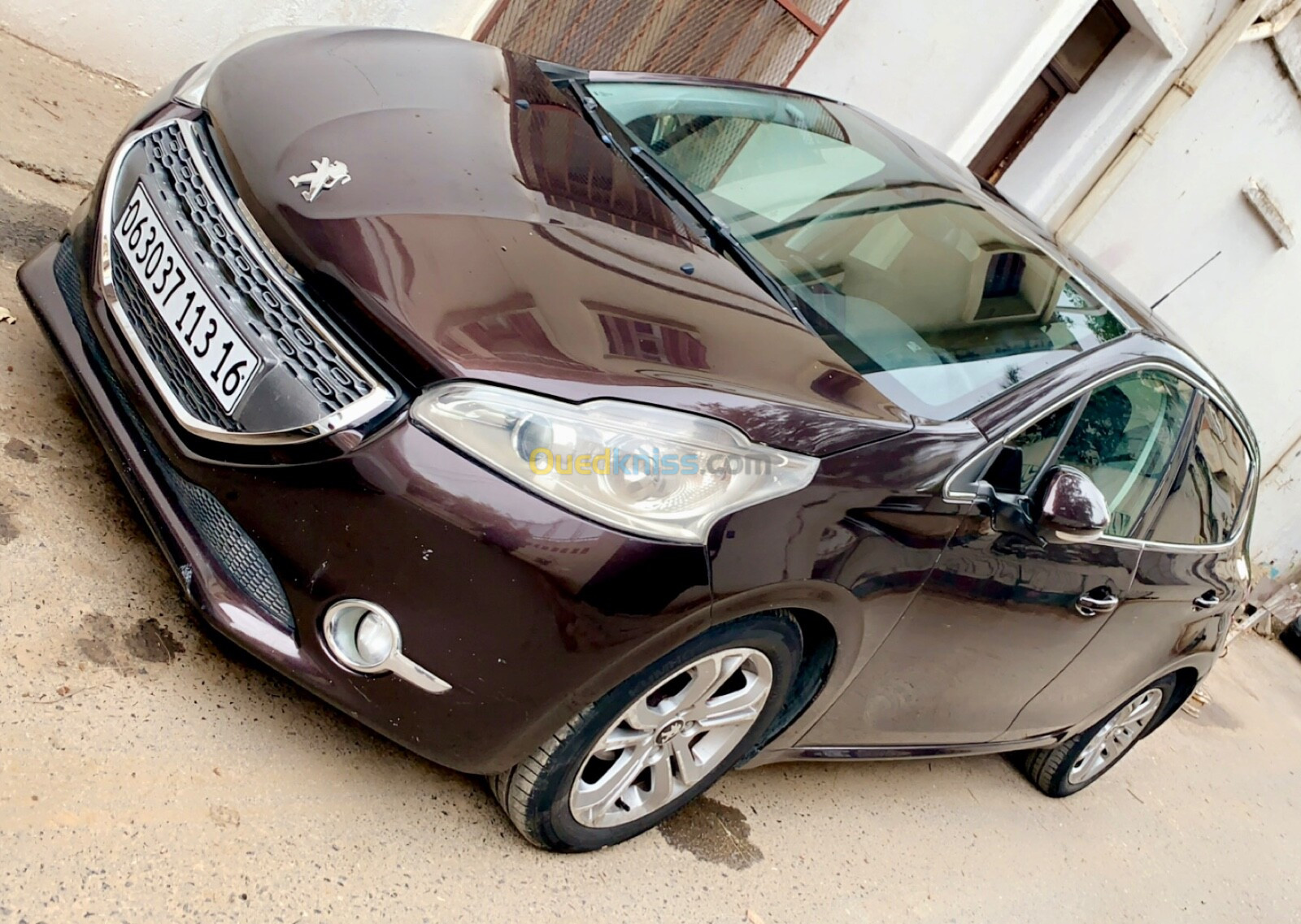 Peugeot 208 2013 Allure