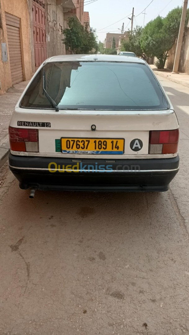 Renault 19 1989 