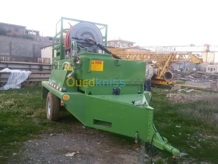 Hydromulching, machine favrique le gazon