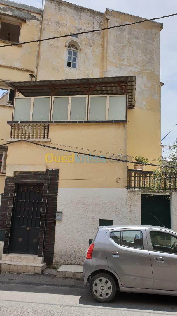 Vente Niveau De Villa F7 Alger El mouradia