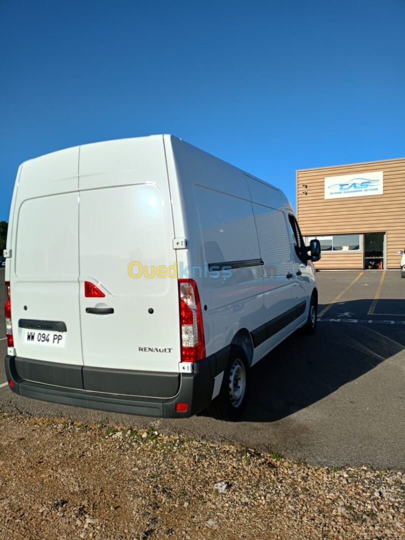 Renault Master 2024 L2H2