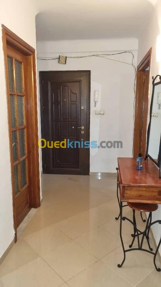 Location Appartement F4 Alger Said hamdine