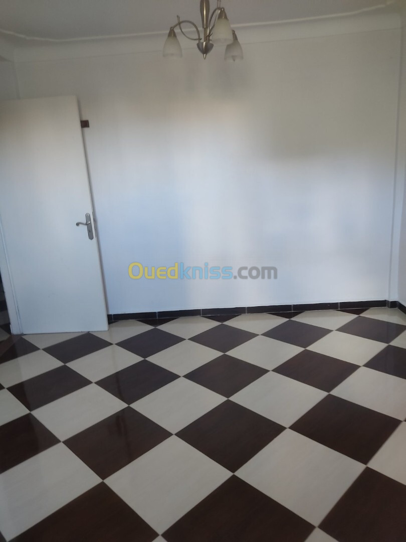 Location Appartement F3 Alger Birkhadem