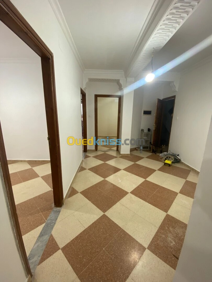 Location Niveau De Villa F3 Alger Birkhadem