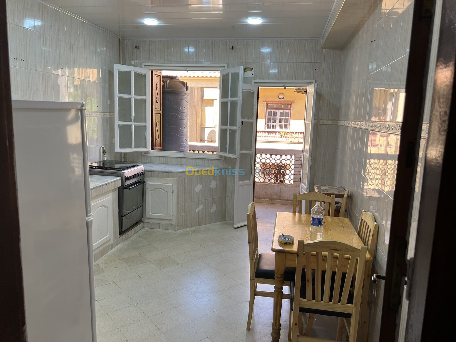 Location Appartement F4 Alger Zeralda