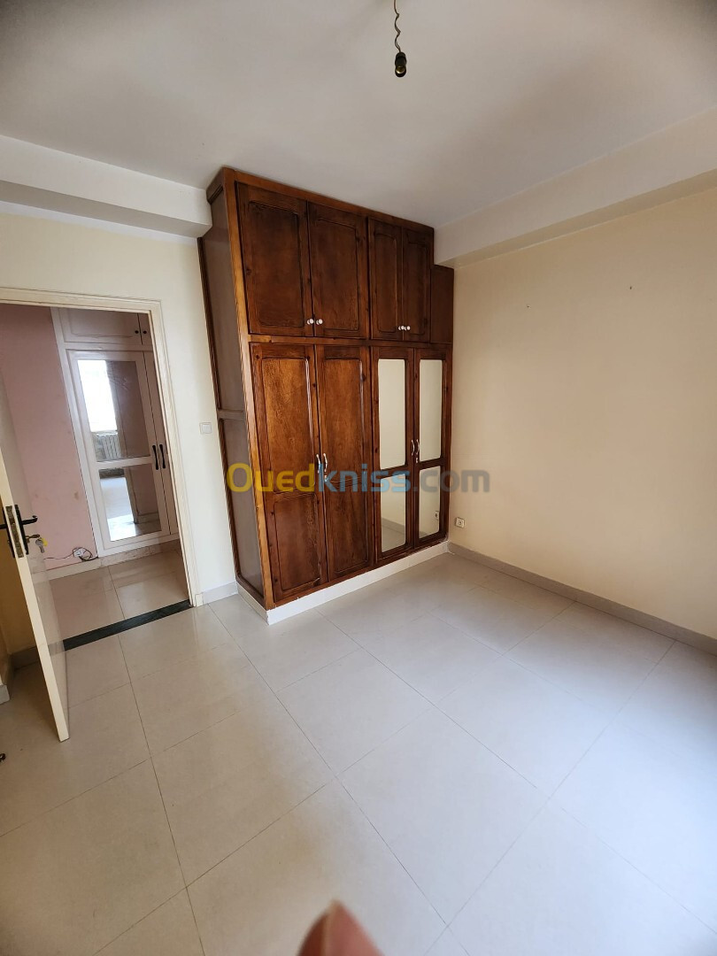 Location Appartement F5 Alger Said hamdine