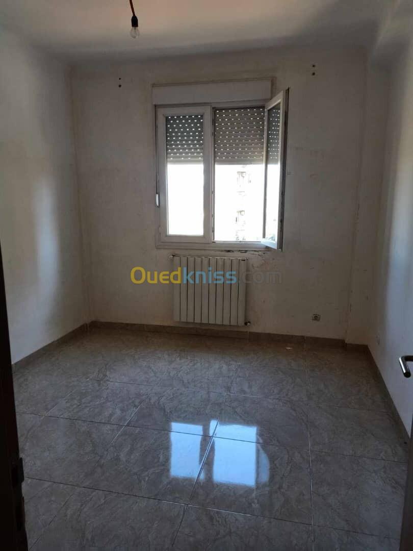 Location Appartement F4 Alger Zeralda