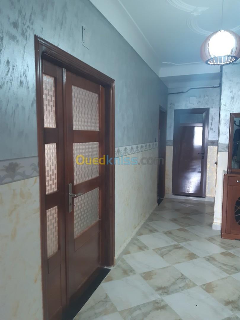 Vente Appartement F4 Alger Bordj el bahri