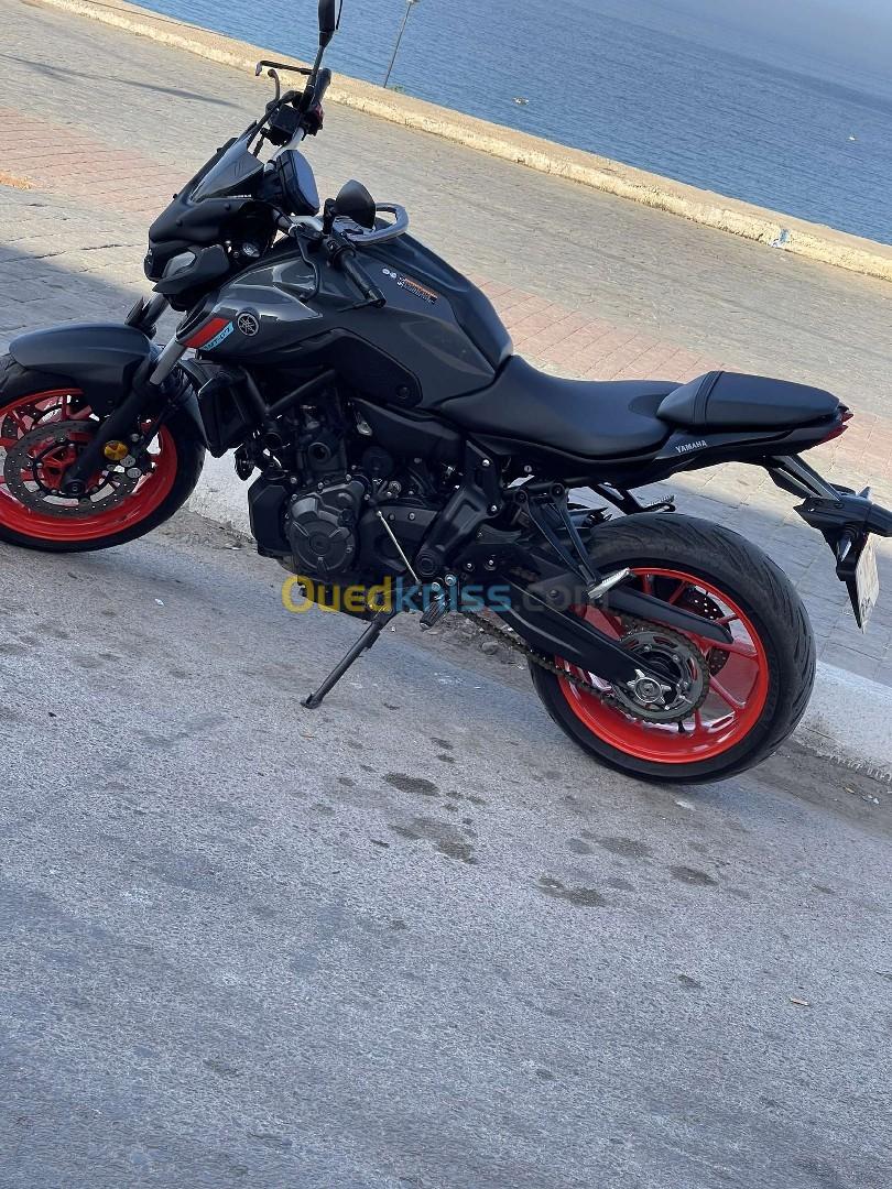 Yamaha Mt07 2022