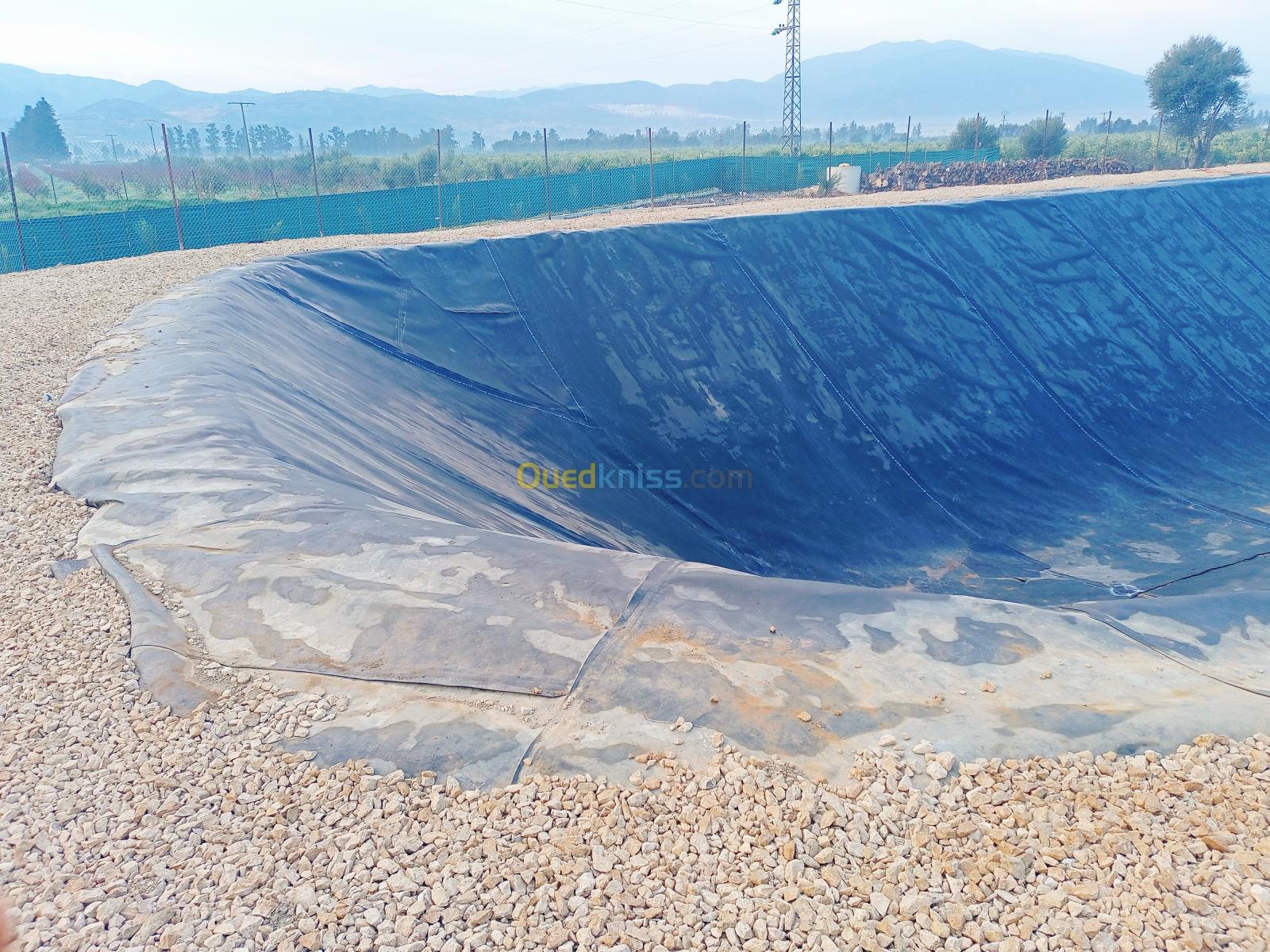  bassin geomembrane البلاستيكيةحفر وتغليف الاحواض المائية