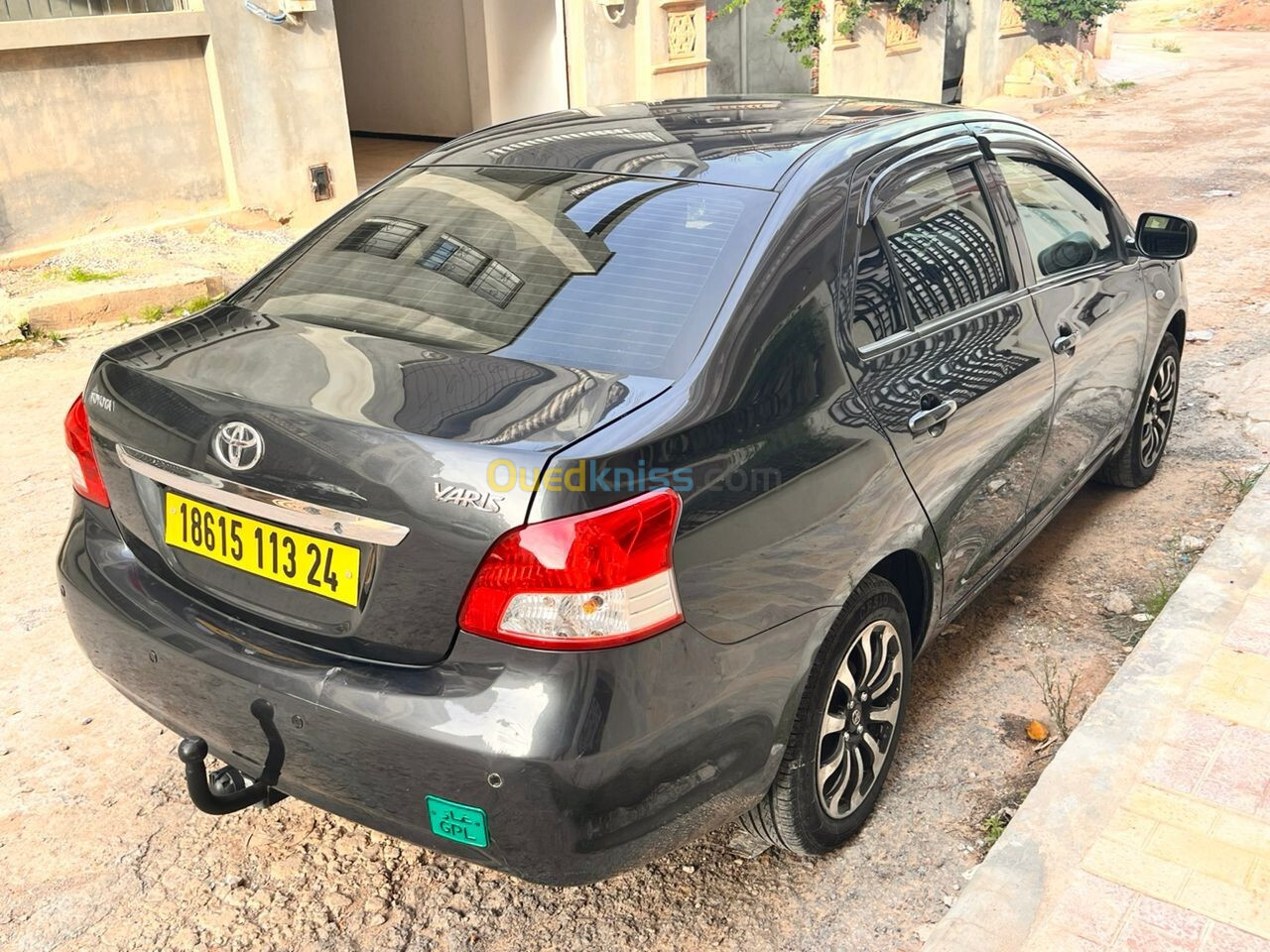 Toyota Yaris Sedan 2013 Yaris Sedan