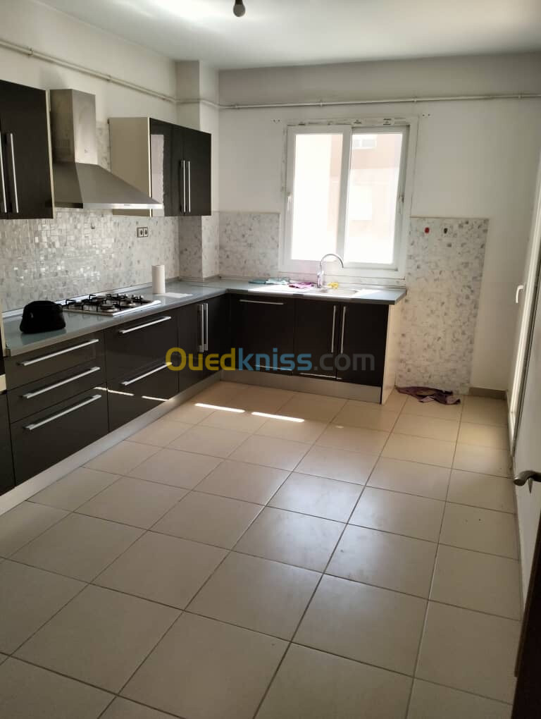 Location Appartement F4 Alger Ouled fayet