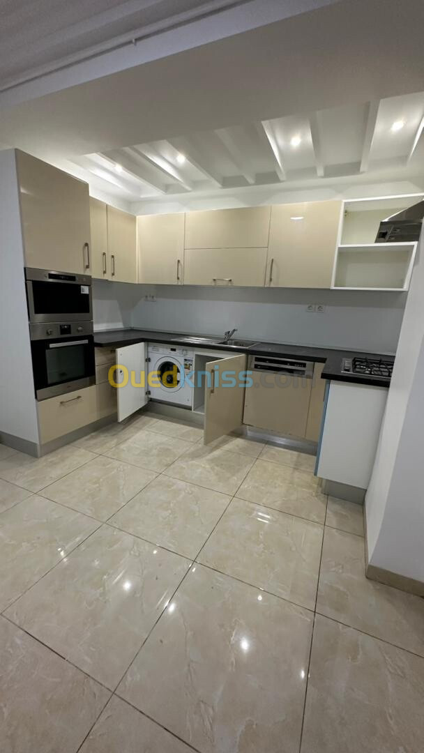 Location Appartement F4 Alger Cheraga