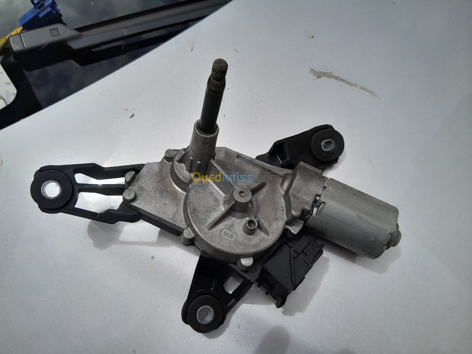 Moteur essuie glace yaris2