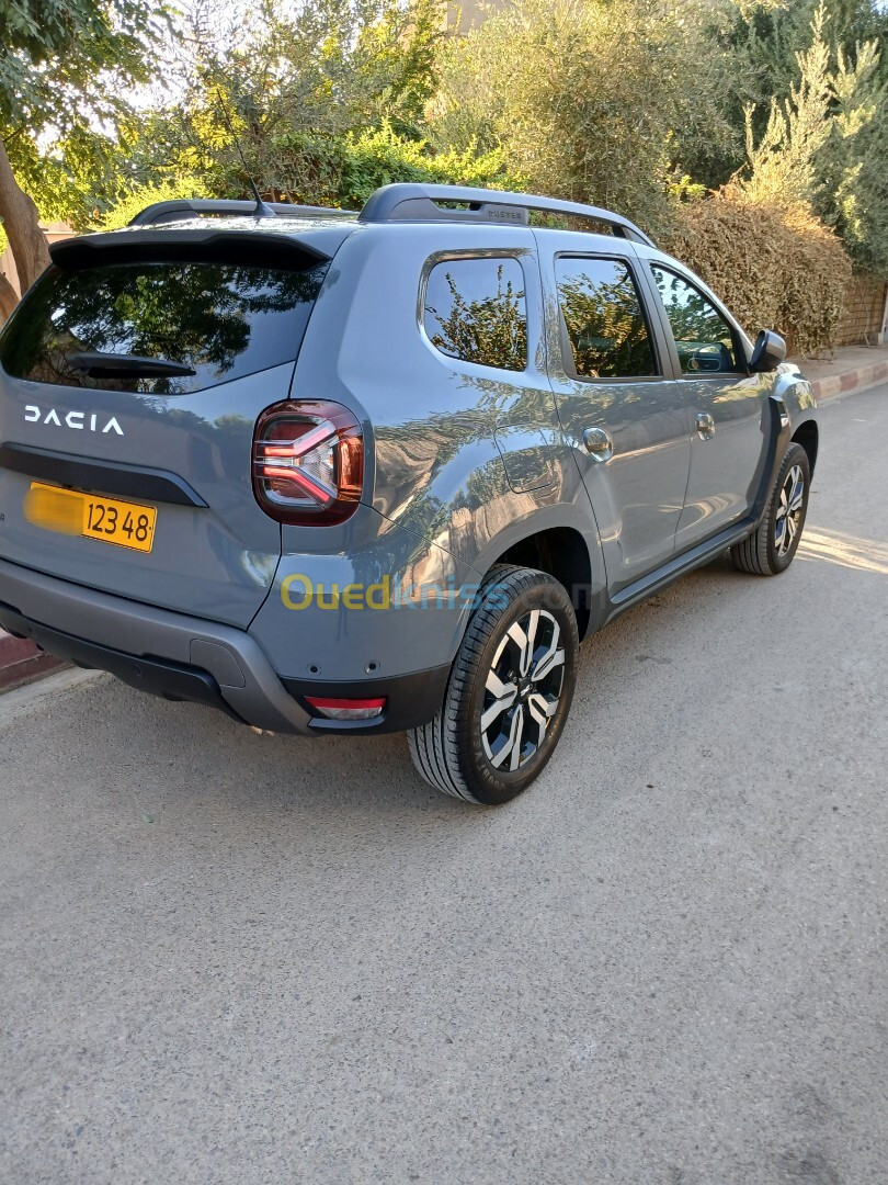 Dacia Duster 2023 Channel