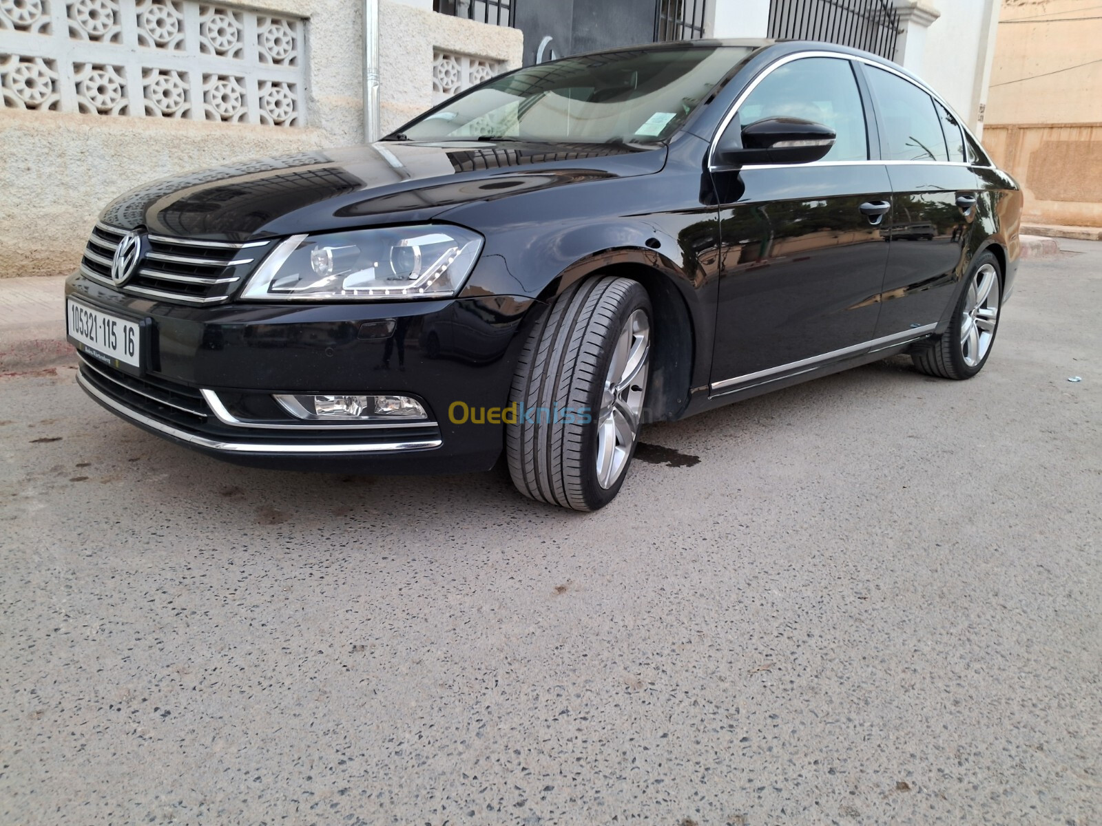 Volkswagen Passat 2015 CARAT