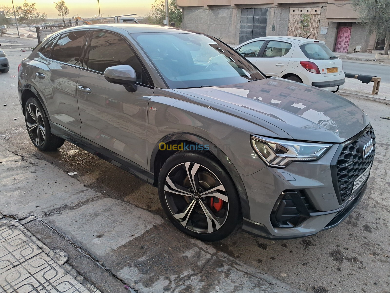 Audi Q3 2023 S-line