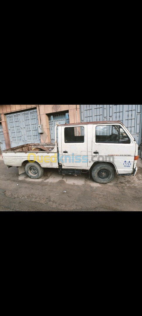 JMC Camion double cabine leger 2003