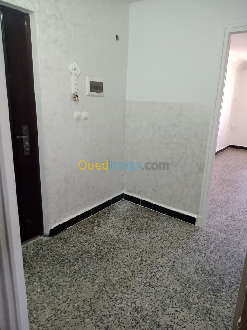 Location Appartement F3 Blida Blida