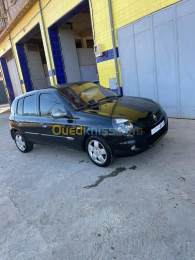 Renault Clio 2 2003 Extreme