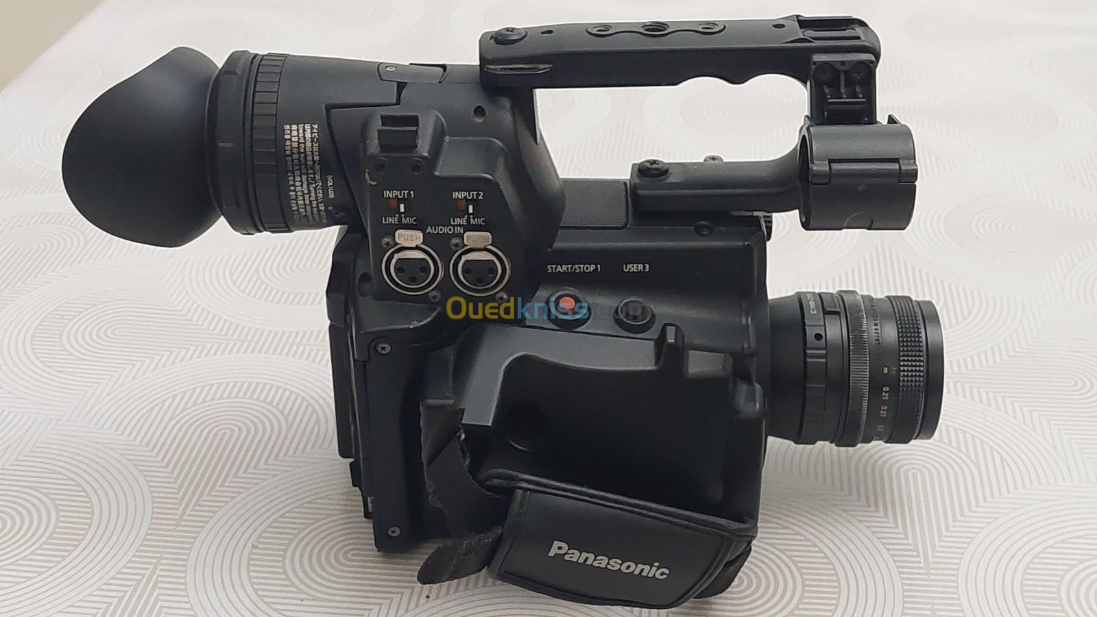 Camera Panasonic FULL HD AF AG100P