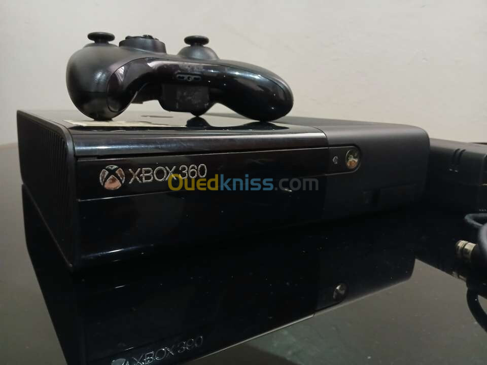 Xbox 360 ultra slim 500GB