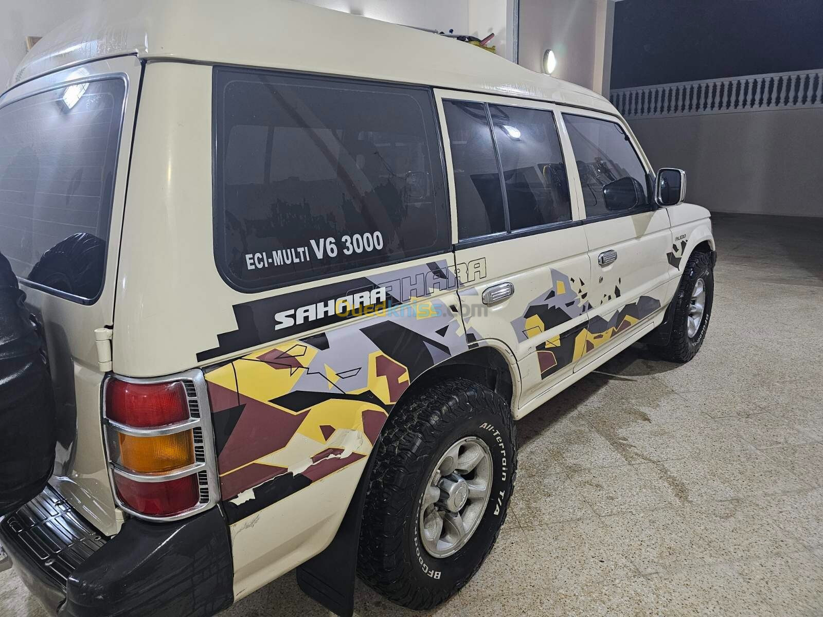 Mitsubishi Pajero Court 1995 Pajero Court