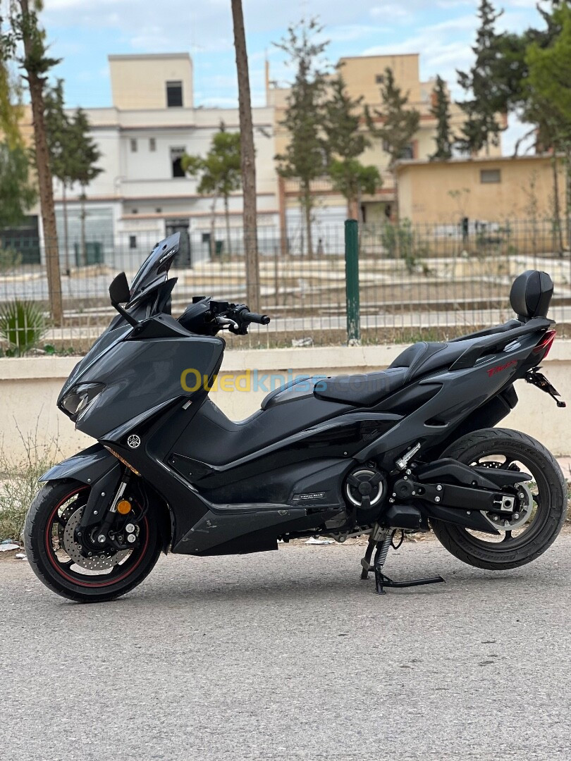 Yamaha Tmax 560 2022