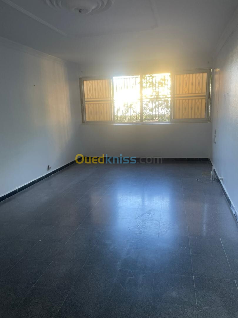 Location Appartement F4 Alger Bab ezzouar