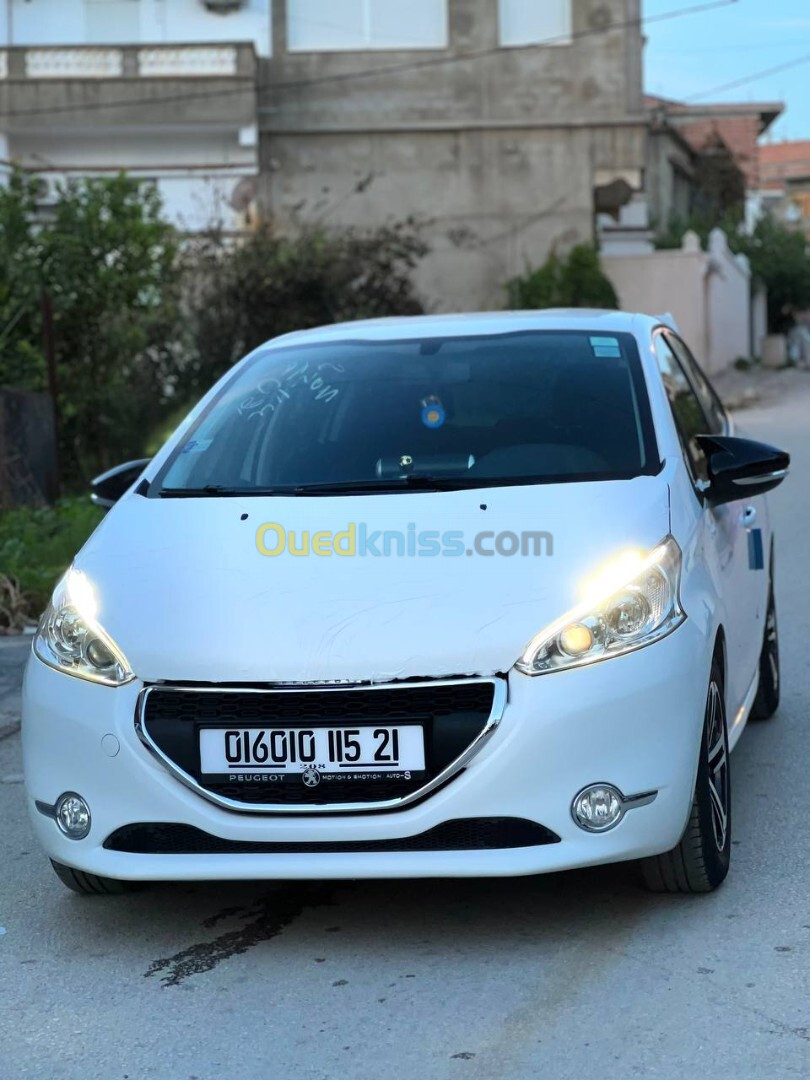 Peugeot 208 2015 208