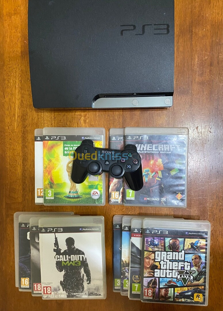 Playstation 3 slim flashé (+ manette et 12 jeux originaux)