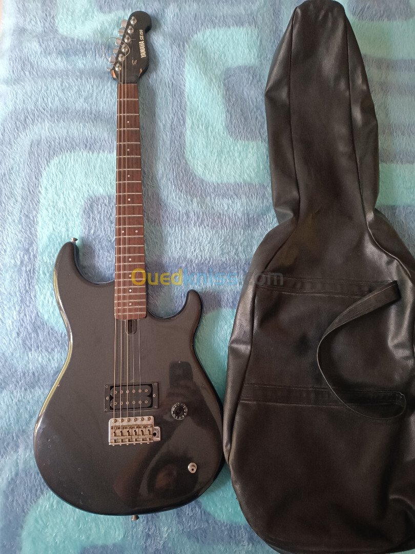 Guitare électrique Yamaha 