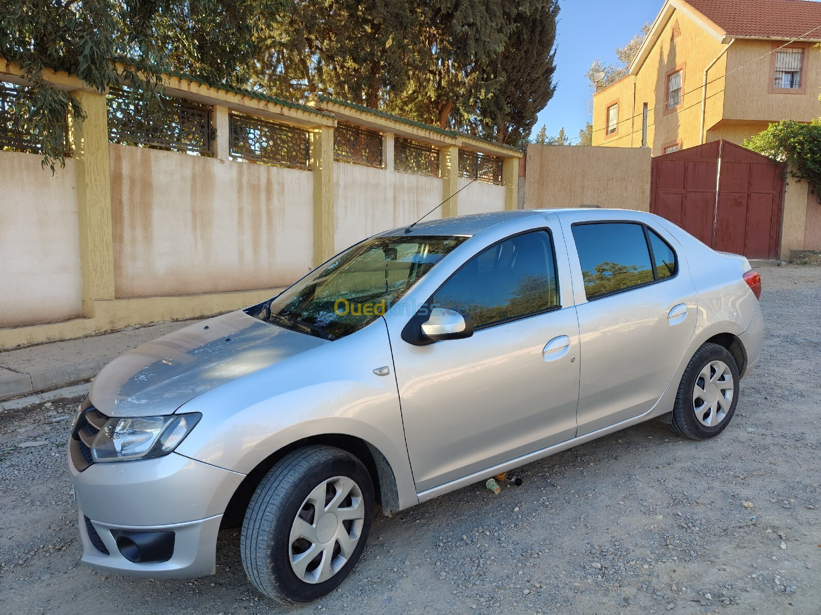 Dacia Logan 2015 