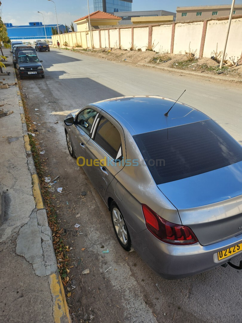 Peugeot 301 2022 Allure