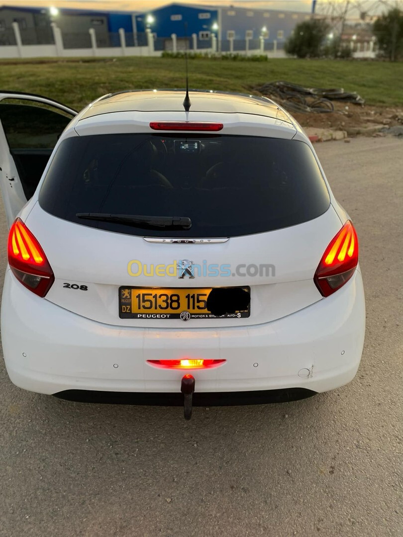 Peugeot 208 2015 Allure